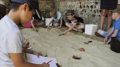 Pour les enfants. Une découverte de l'archéologie à Fécamp