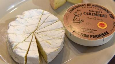 A Partir De Quel Age Les Enfants Peuvent Ils Manger Du Camembert