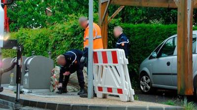 Jugee Pour Avoir Jete Son Bebe Dans Un Conteneur A Ordures Pres De Rouen