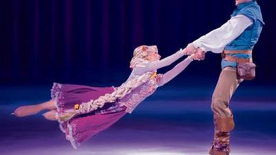 Disney Et Les Quarante Patineurs Au Zenith A Rouen