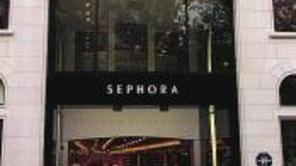 Le travail de nuit au Sephora des Champs-Elysées reste interdit 